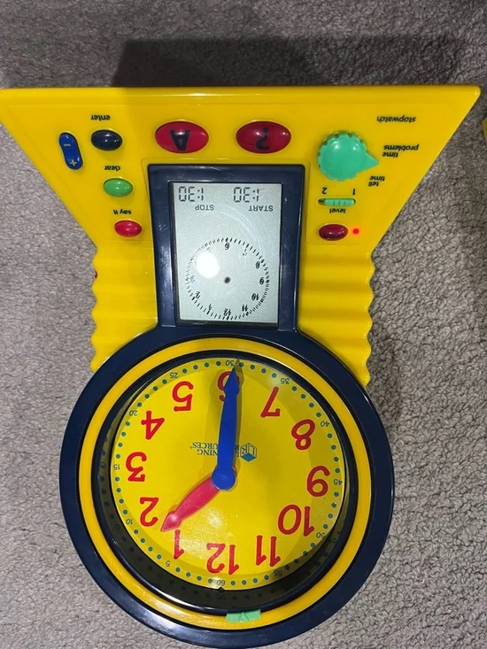 Learning Clocks - Picture 4 of 6